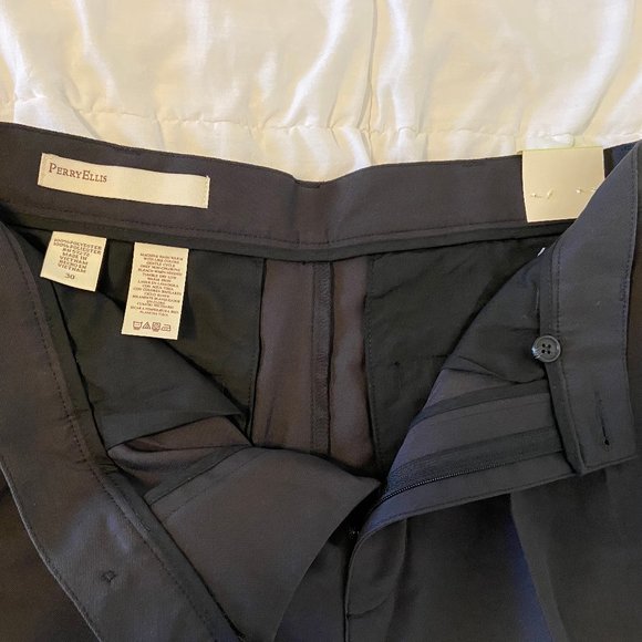 Perry Ellis Mens size 30 shorts - Picture 3 of 5